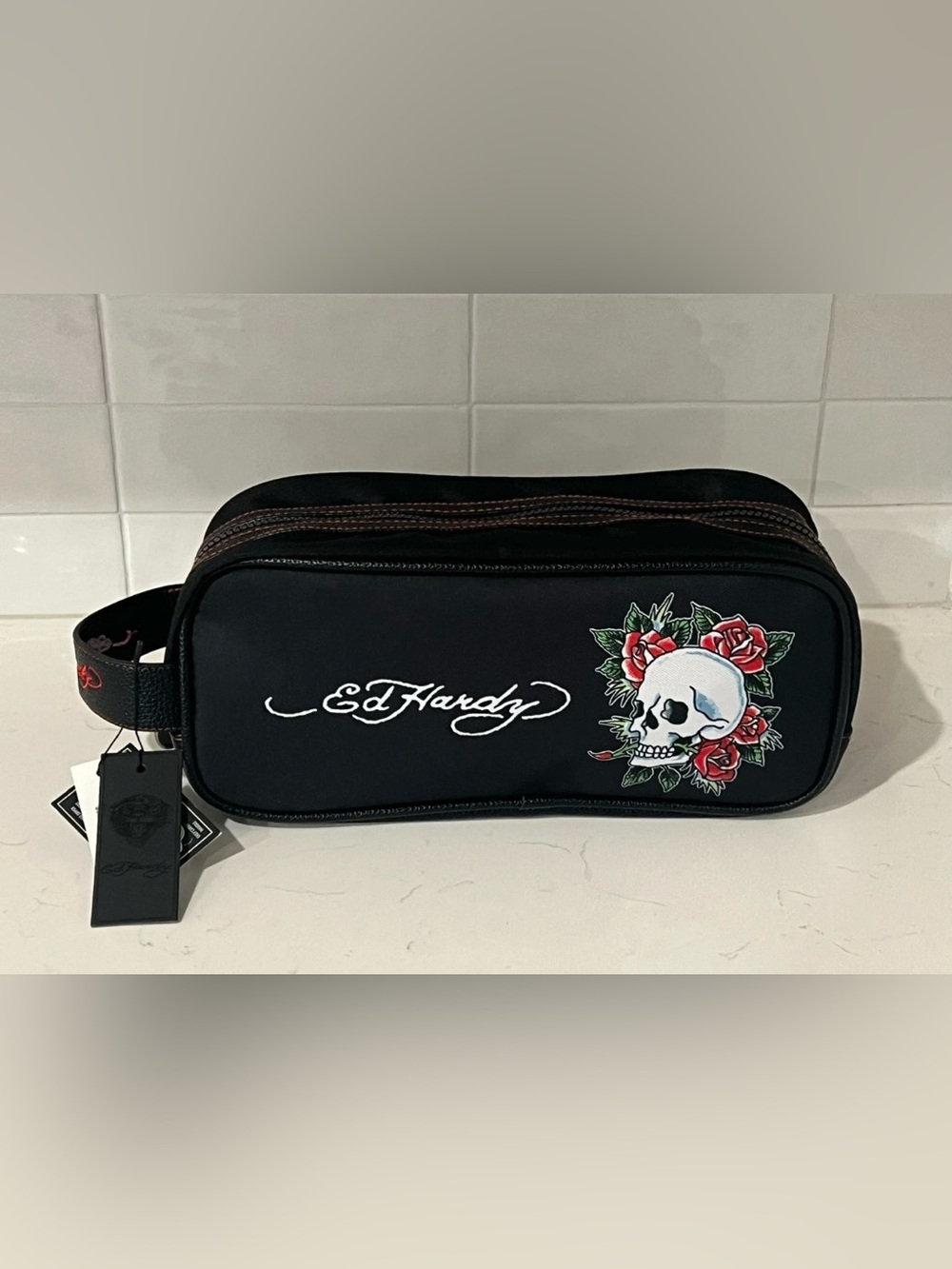 ED HARDY Black SKULL Roses Dopp Kit Travel Bathroom Toiletry Shaving Bag NWT Y2K